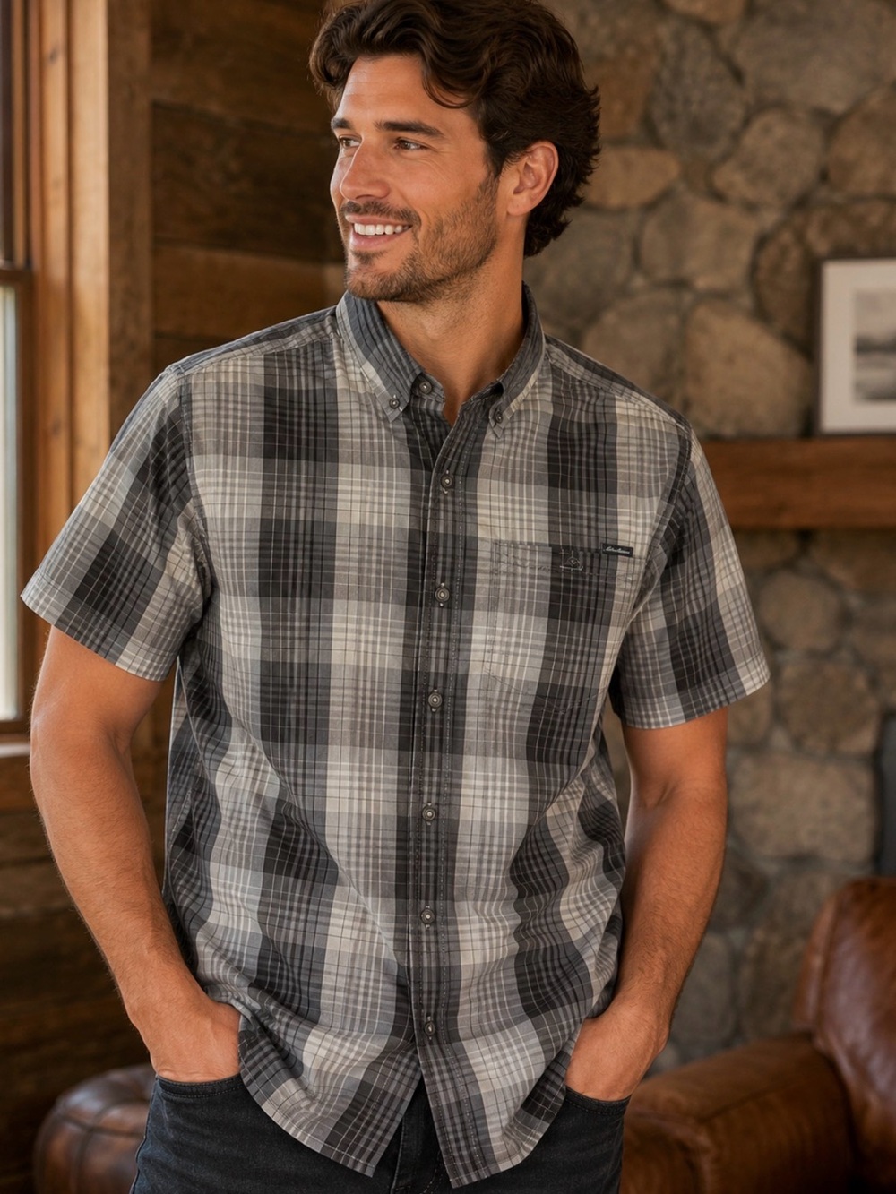 📌Eddie Bauer Men’s Short Sleeve Shirt Size Large Gray/White Plaid Front Pocket